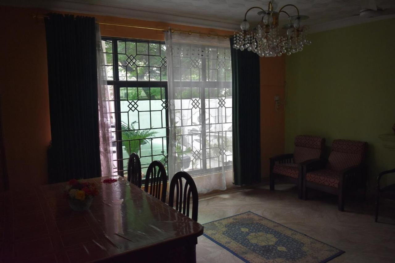 Islamabad Palace Guest House Luaran gambar